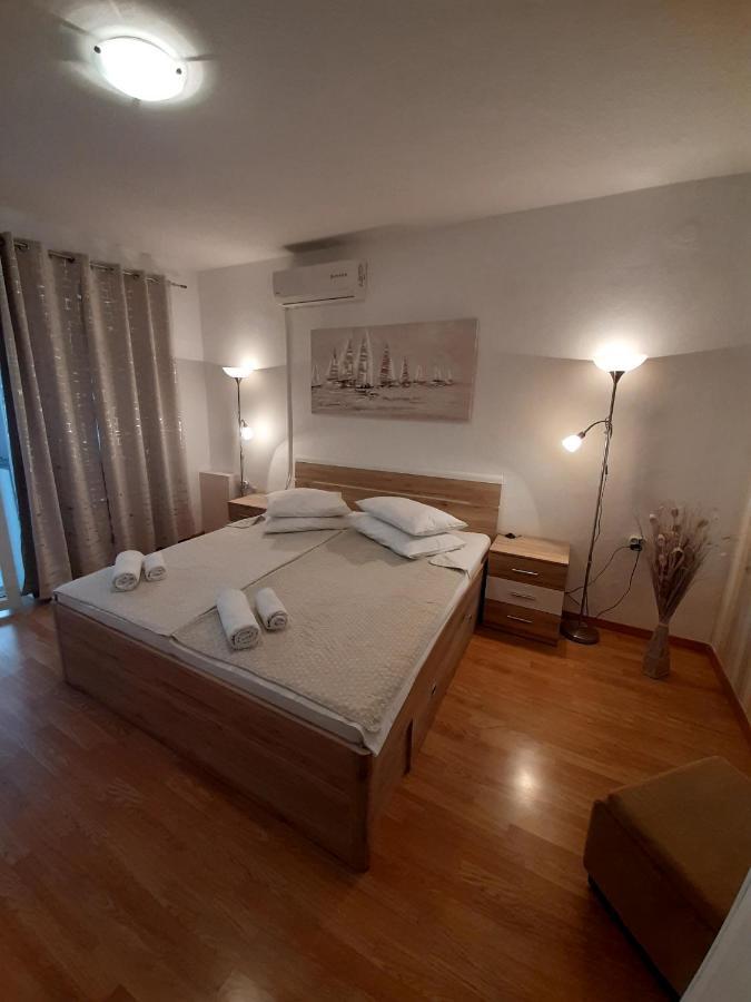 Apartments Adria Jadrija Exterior foto